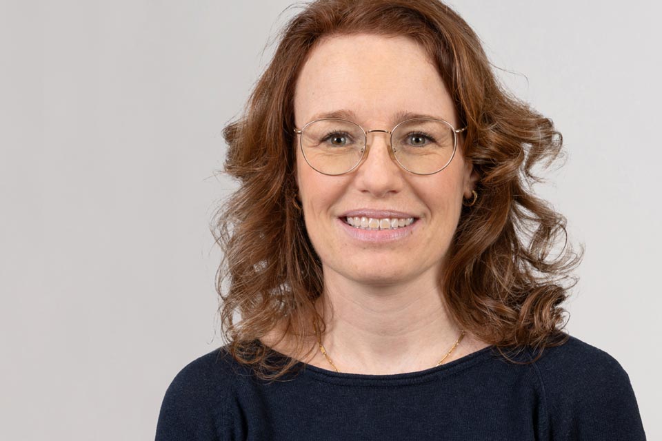 Porträt&nbsp;Carmen Strässler,&nbsp;Stv. Leiterin Soziale Dienste